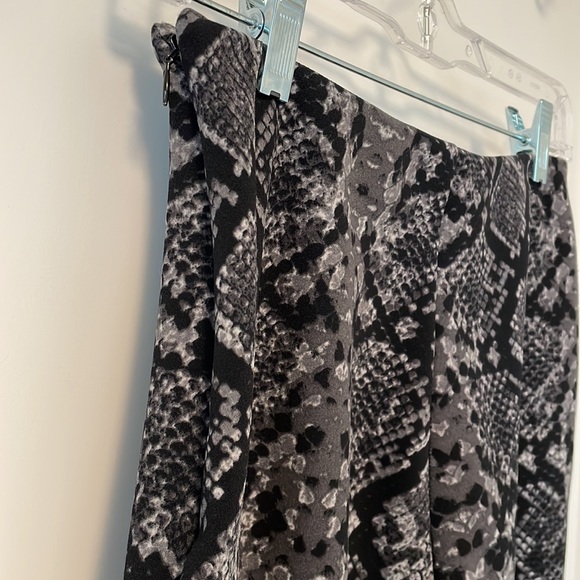 TopShop Snakeskin Printed Pants - Picture 3 of 5